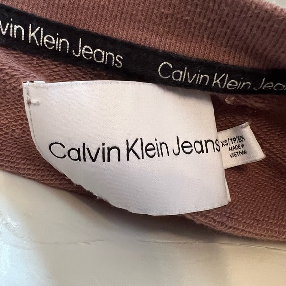Calvin Klein jeans brown cropped sweatshirt - Picture 2 of 3